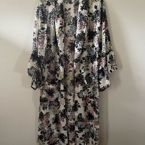 Floral kimono